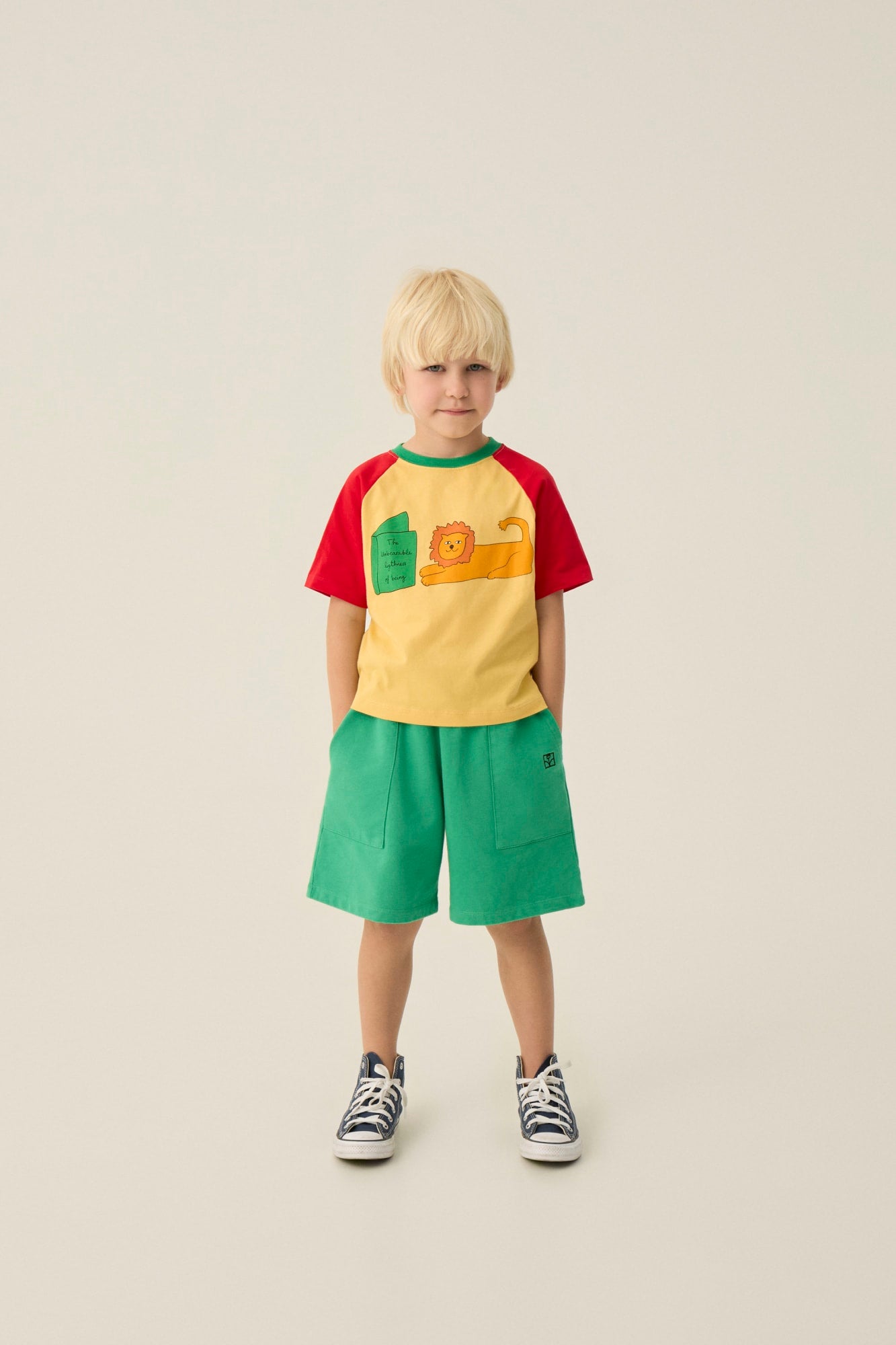 Camiseta Reading Lion